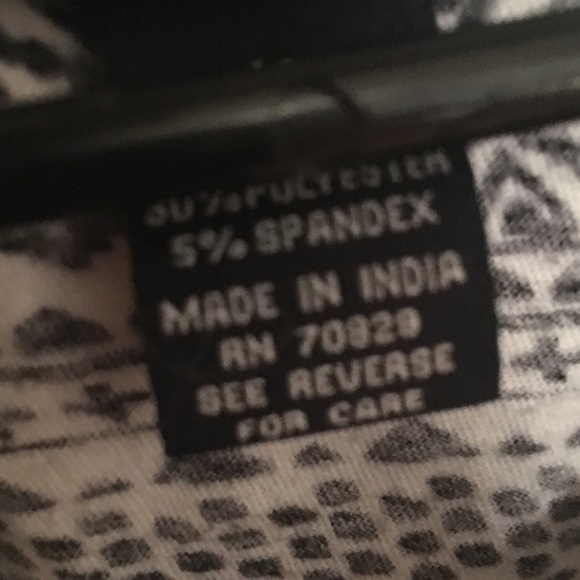 M Rue 21 Top - Picture 3 of 4